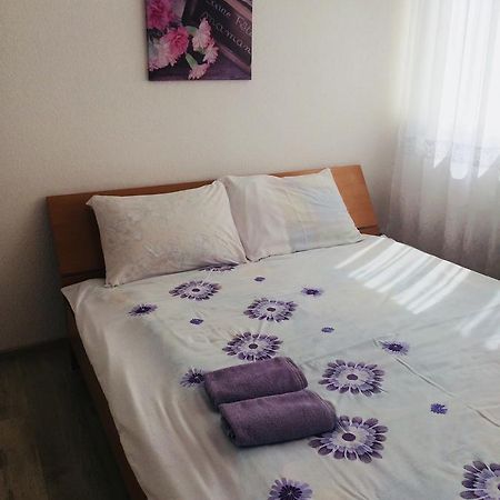 Cozy Apartment Near The Airport "Kyiv" Esterno foto