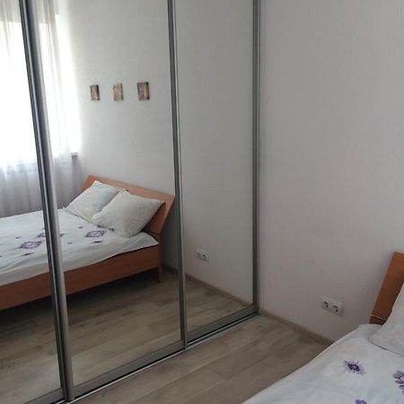 Cozy Apartment Near The Airport "Kyiv" Esterno foto